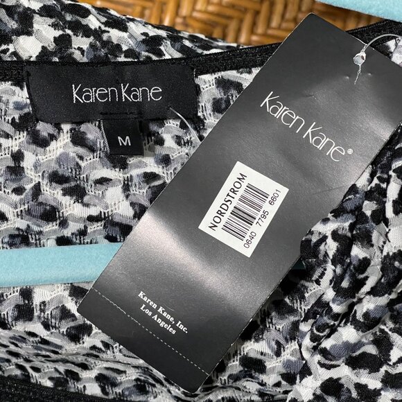 Karen Kane Womens Size M NEW WITH TAGS Leopard Print Long Sleeve Top - Picture 5 of 9